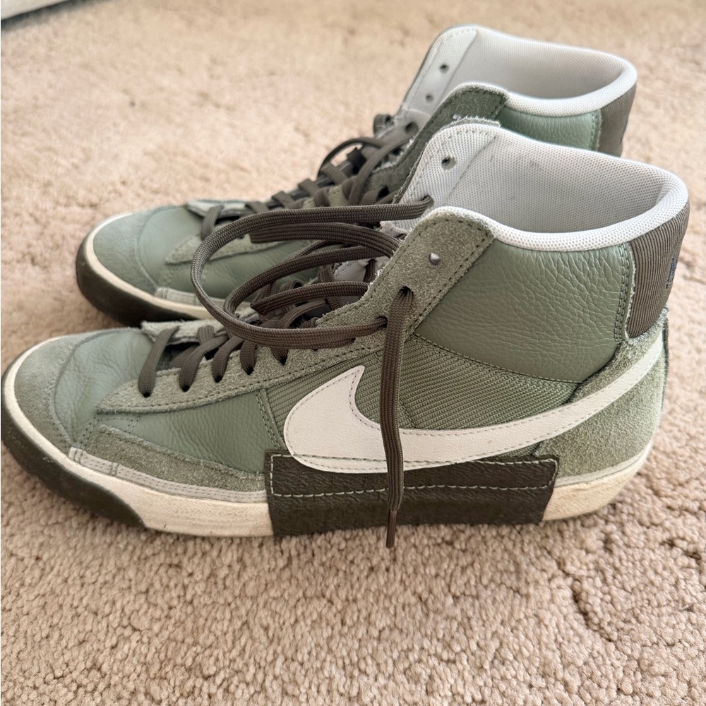 Nike High-Top Sneakers in Sage Green and White